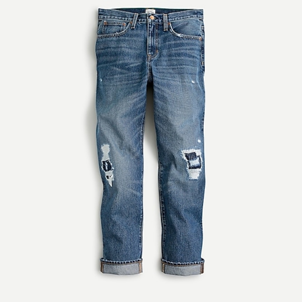 NWT Petite Slouchy boyfriend jean in Putnam wash
